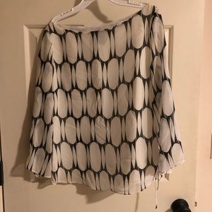 Black & White Top